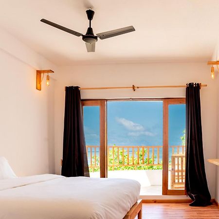 Hotel Manta Sea View Himandhoo Extérieur photo