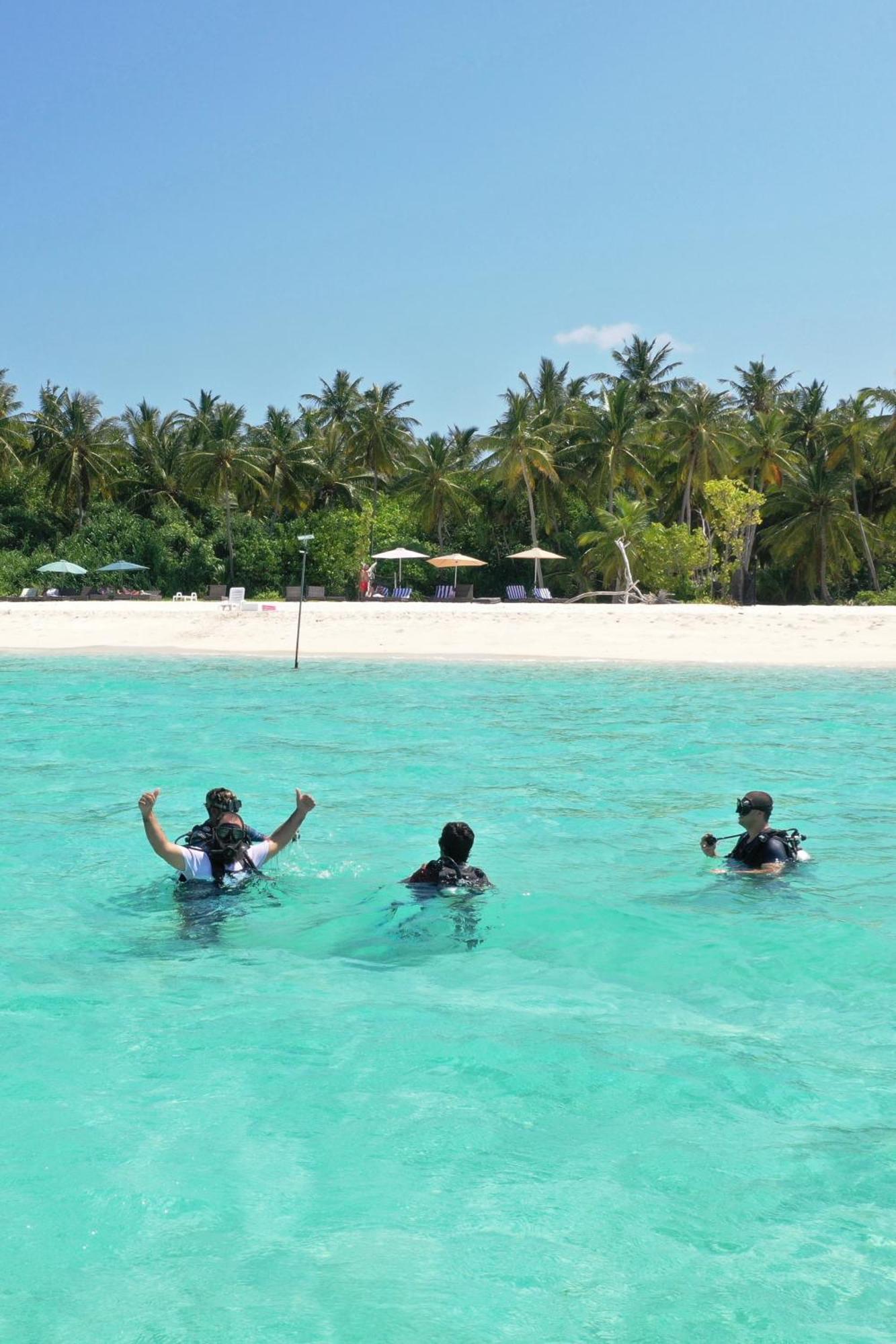 Hotel Manta Sea View Himandhoo Extérieur photo